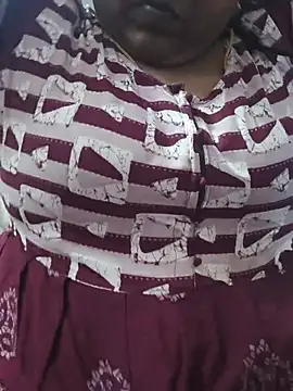 Snapshot of TAMIL_ELAKKIYA chatting on July 2026 04:26:02 PM TAMIL ELAKKIYA online show from July 2026 04:26:02 PM
