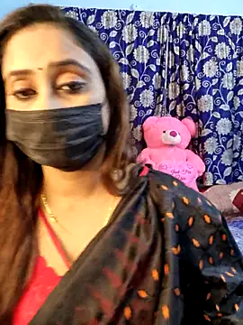 Cute-lusi online show from September 2025 07:38:01 PM