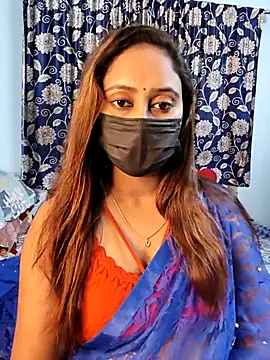 Cute-lusi online show from October 2025 07:20:02 PM