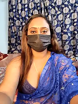 Cute-lusi online show from March 2026 06:49:01 PM