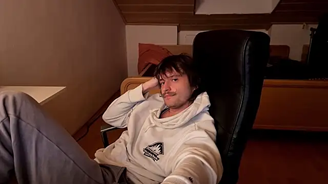 Bez3ybik online show from April 2026 07:58:01 PM