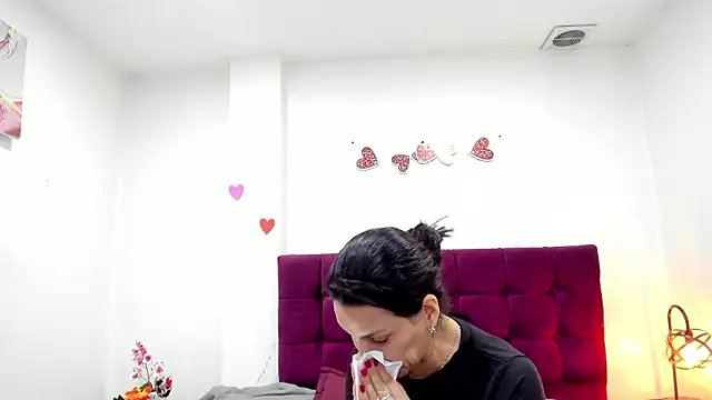 MashaPiink online show from March 2026 12:45:01 PM