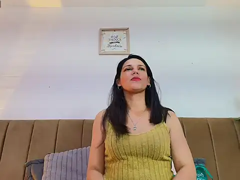 Snapshot of MashaPiink chatting on July 2026 01:17:01 PM MashaPiink online show from July 2026 01:17:01 PM