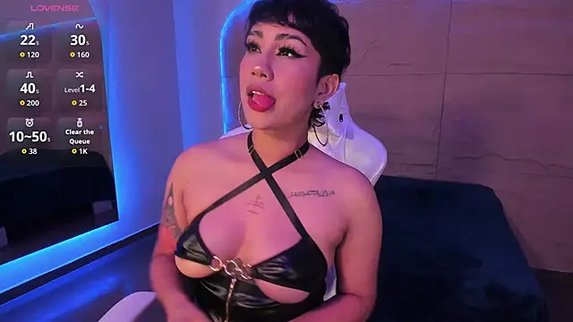 Snapshot of ZahaRose chatting on October 2025 04:37:01 AM ZahaRose online show from October 2025 04:37:01 AM