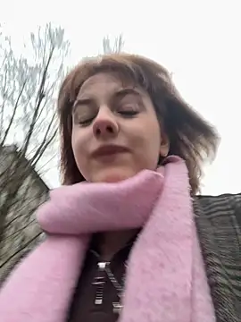 Only April online show from October 2025 06:03:02 AM