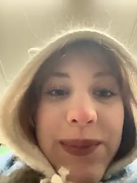 Only April online show from November 2025 05:54:01 AM