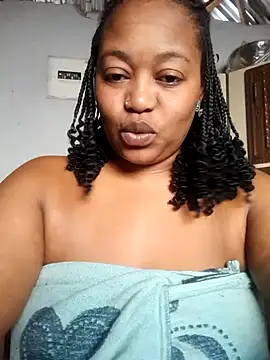 BigAssjuicy26 online show from October 2025 01:33:02 PM