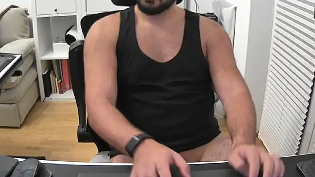 Velvetvoyager69 online show from November 2025 05:56:01 PM