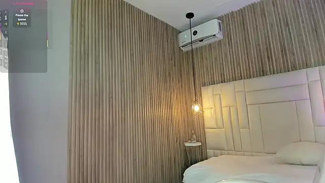 HannaPotther online show from February 2026 05:25:01 PM