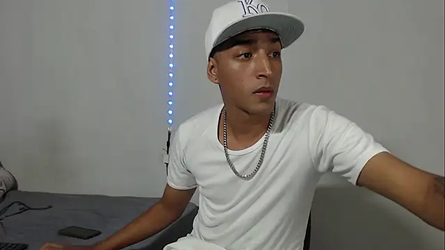 partdemonlatin666 online show from October 2025 08:20:01 PM