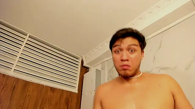 juanmechanic  online show from November 2025 10:56:02 AM