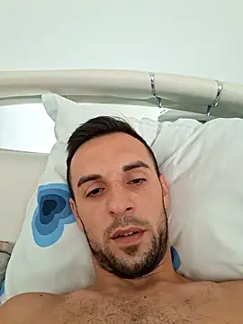 Snapshot of Necunoscutul001 chatting on September 2025 06:13:02 AM Necunoscutul001 online show from September 2025 06:13:02 AM