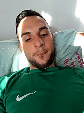 Snapshot of Necunoscutul001 chatting on September 2025 06:04:02 AM Necunoscutul001 online show from September 2025 06:04:02 AM