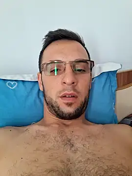 Snapshot of Necunoscutul001 chatting on October 2025 12:13:02 PM Necunoscutul001 online show from October 2025 12:13:02 PM