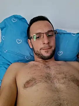 Snapshot of Necunoscutul001 chatting on October 2025 06:44:01 AM Necunoscutul001 online show from October 2025 06:44:01 AM