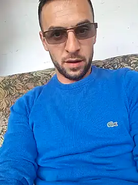 Snapshot of Necunoscutul001 chatting on October 2025 12:17:01 PM Necunoscutul001 online show from October 2025 12:17:01 PM