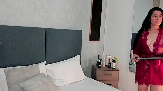 ShanelEvans online show from November 2025 07:13:02 PM