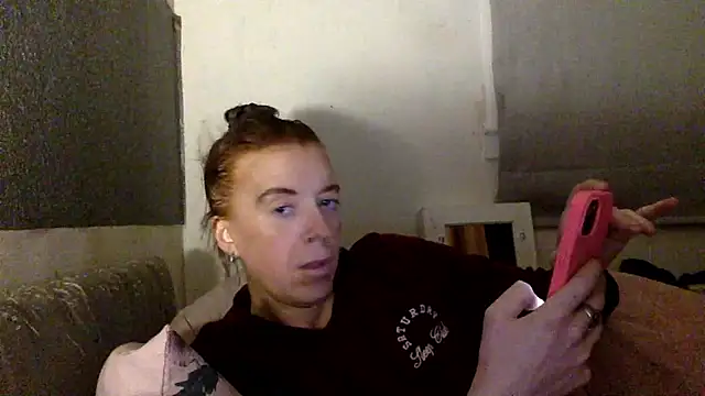 Snapshot of Bellababexox chatting on June 2026 04:13:02 AM Bellababexox online show from June 2026 04:13:02 AM