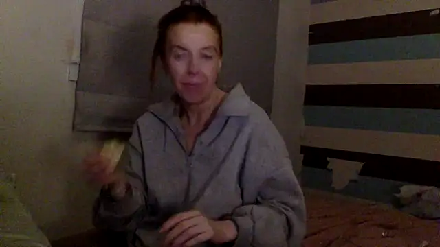 Snapshot of Bellababexox chatting on June 2026 01:41:02 AM Bellababexox online show from June 2026 01:41:02 AM