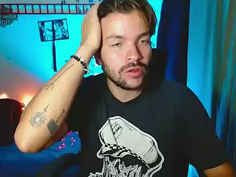 cortelioni massimo  online show from October 2025 01:03:01 AM