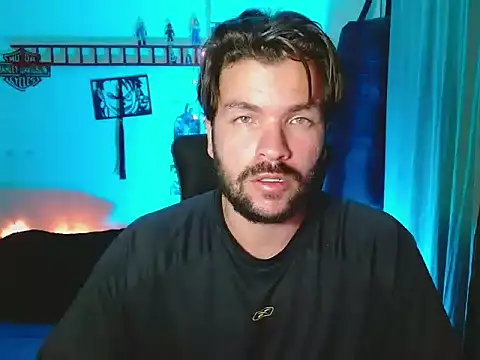 cortelioni massimo  online show from October 2025 02:12:02 AM