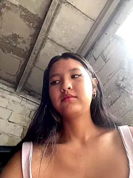 Firuze Hatunn online show from September 2025 01:22:01 PM