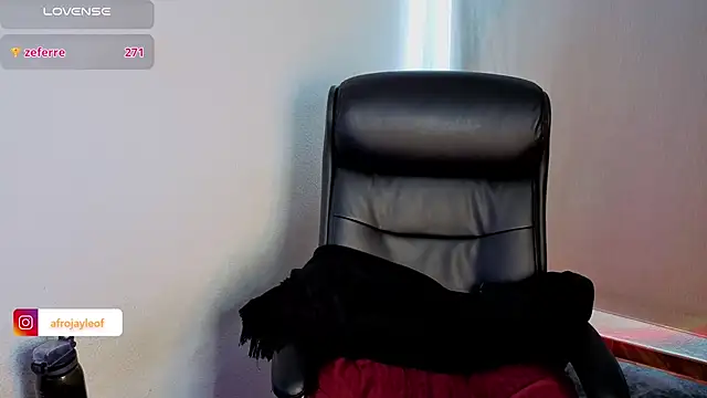 Snapshot of afro_jayleof chatting on October 2025 02:49:01 PM afro jayleof online show from October 2025 02:49:01 PM