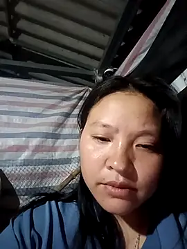 MuiNay online show from November 2025 10:32:01 PM