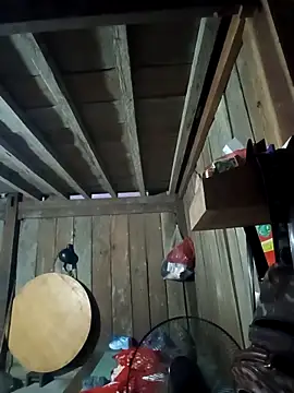 Snapshot of MuiNay chatting on February 2026 11:31:02 PM MuiNay online show from February 2026 11:31:02 PM