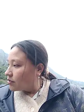 Snapshot of MuiNay chatting on February 2026 10:19:02 AM MuiNay online show from February 2026 10:19:02 AM