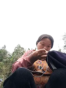 Snapshot of MuiNay chatting on February 2026 02:24:01 AM MuiNay online show from February 2026 02:24:01 AM