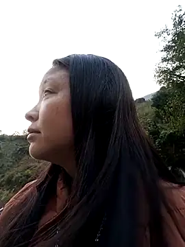 Snapshot of MuiNay chatting on March 2026 11:55:02 PM MuiNay online show from March 2026 11:55:02 PM