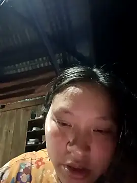 Snapshot of MuiNay chatting on March 2026 11:16:02 AM MuiNay online show from March 2026 11:16:02 AM