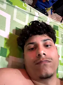 Snapshot of Aaron--GG chatting on October 2025 07:58:02 PM Aaron--GG online show from October 2025 07:58:02 PM