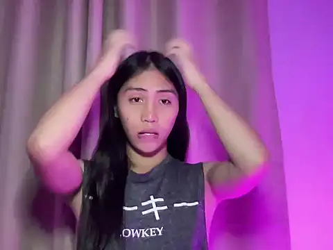 kiara smieth online show from March 2026 01:51:01 PM