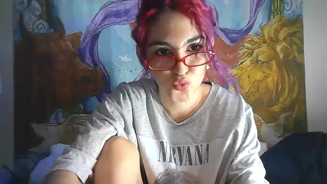 Snapshot of peetitefairy chatting on January 2026 03:43:01 AM peetitefairy online show from January 2026 03:43:01 AM