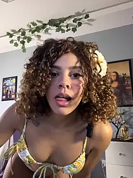 hannachris- online show from September 2025 12:12:01 AM