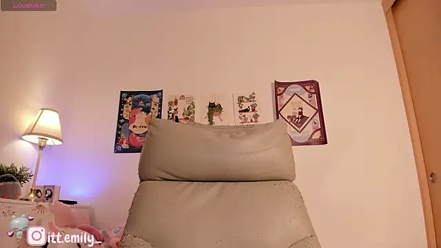 emily uwu0 online show from March 2026 12:26:01 AM