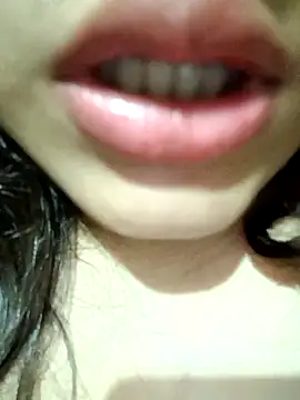 Hott Muskan online show from September 2025 07:14:02 PM