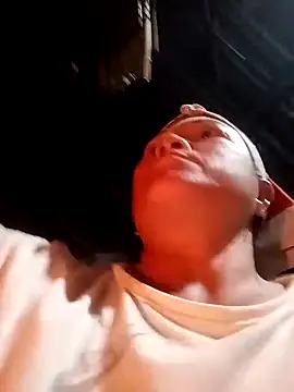 Love-Mama33 online show from September 2025 11:08:01 PM