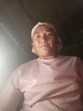 Love-Mama33 online show from October 2025 02:39:02 AM