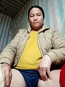 Snapshot of Love-Mama33 chatting on February 2026 09:08:01 PM Love-Mama33 online show from February 2026 09:08:01 PM