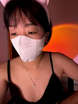 chuppy03 online show from October 2025 03:33:01 PM