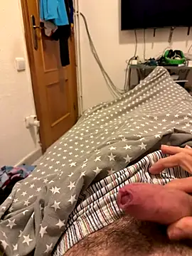 Snapshot of gigolobcn chatting on November 2025 05:18:02 AM gigolobcn online show from November 2025 05:18:02 AM