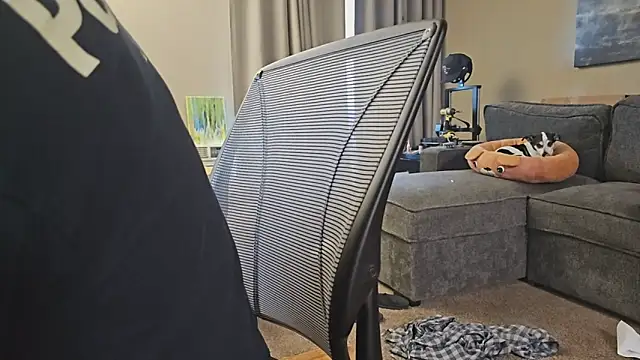 Snapshot of LeeCox chatting on December 2024 05:52:02 PM LeeCox online show from December 2024 05:52:02 PM