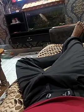 Kaluxx online show from April 2026 05:37:01 PM