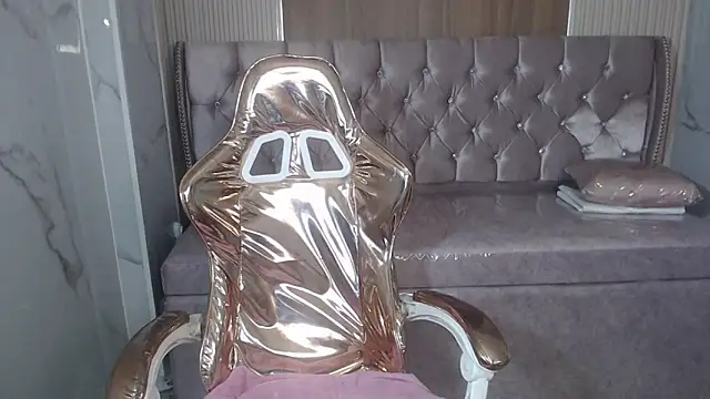 Snapshot of Gumball_b chatting on November 2025 03:08:02 AM Gumball b online show from November 2025 03:08:02 AM