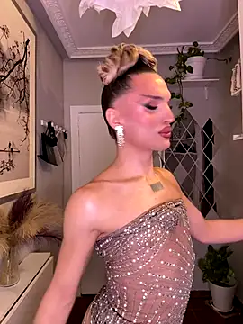 Snapshot of lacattiva chatting on September 2025 12:05:01 AM lacattiva online show from September 2025 12:05:01 AM