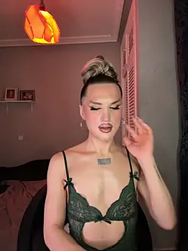 Snapshot of lacattiva chatting on October 2025 02:34:02 AM lacattiva online show from October 2025 02:34:02 AM