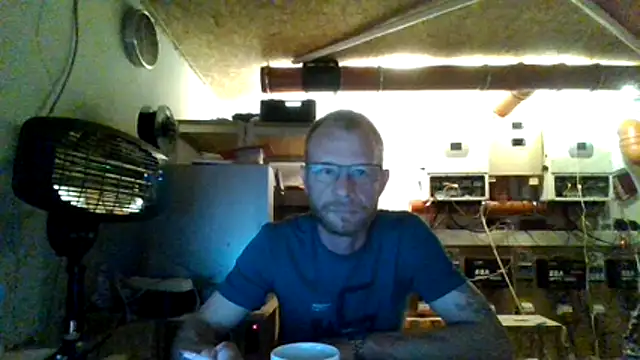 Snapshot of celsior45 chatting on May 2026 09:28:02 AM celsior45 online show from May 2026 09:28:02 AM